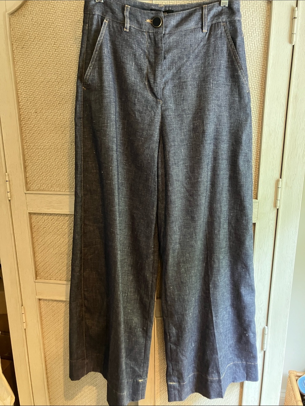 Seventy Wide Leg Trouser Jeans NWT $230 Retail size 4